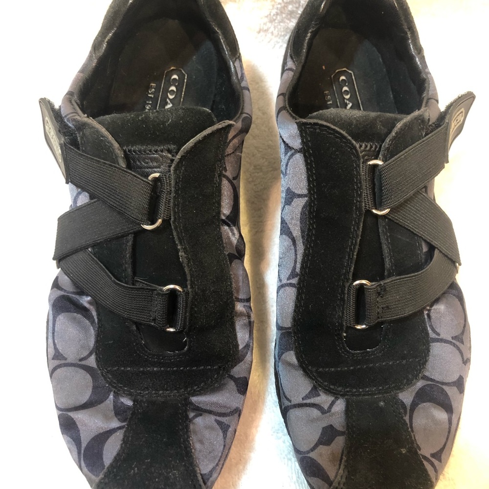 Vintage COACH Kyrie shoes.   Size 8.5. Super comfy - Picture 2 of 4